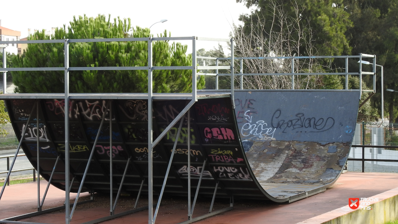 Amadora halfpipe